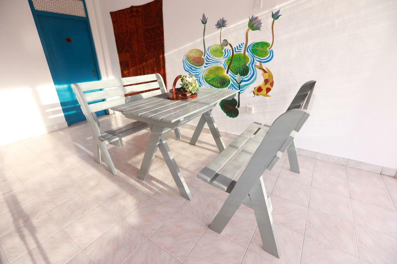 Dock Holiday Guest House Unawatuna Extérieur photo